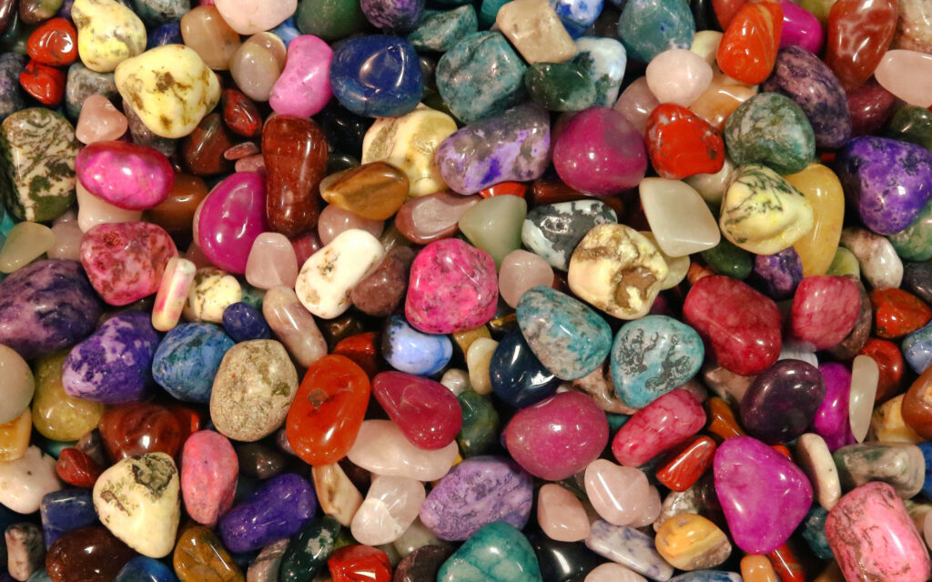 Reasons Why You Should Wear And Invest In Gemstone